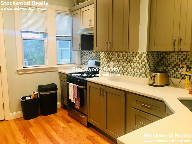 Foto del edificio - 935 Dorchester Ave