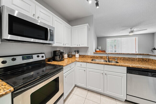 Foto del edificio - 11790 St Andrews Place