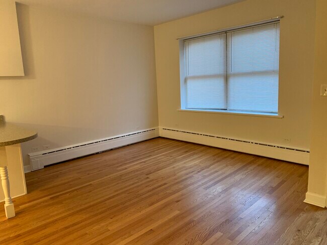 Sala de estar - 720 S Aberdeen St
