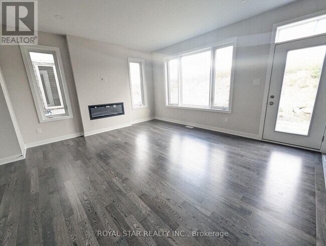 Building Photo - 788 Eminence St