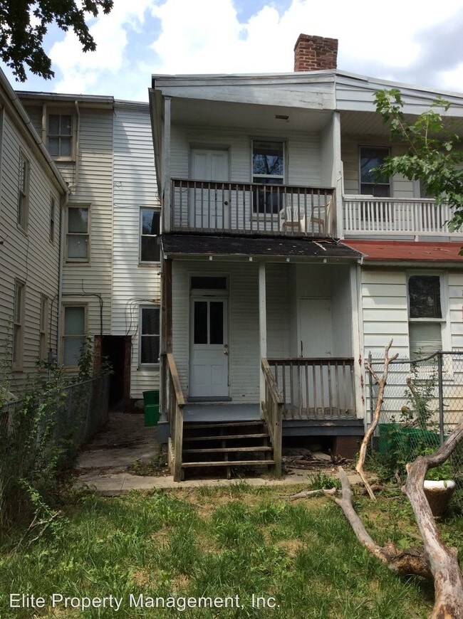Building Photo - 408 E King St