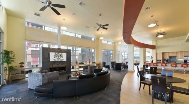Foto del edificio - 10801 Westpark Dr