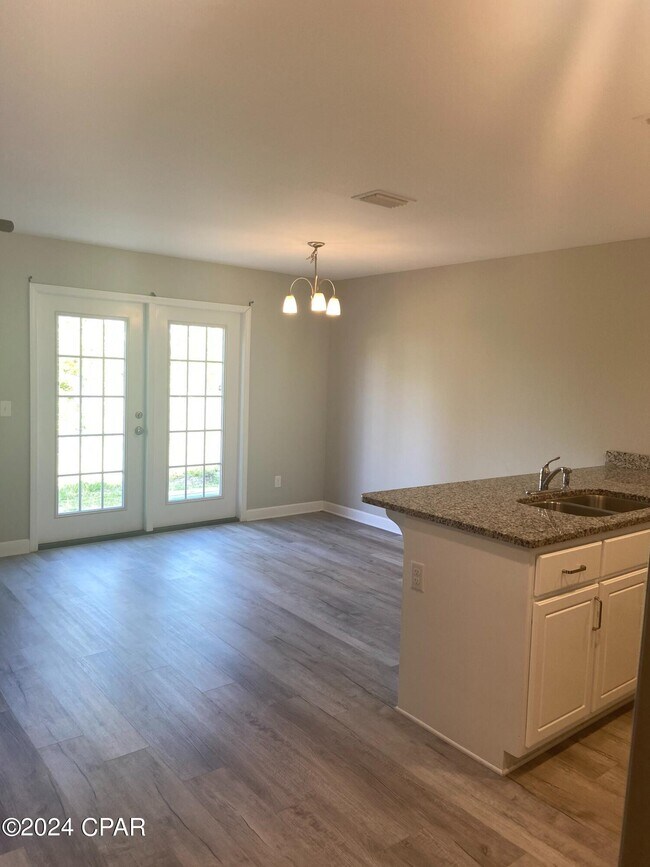 Foto del edificio - 235 Callaway Chase Ln