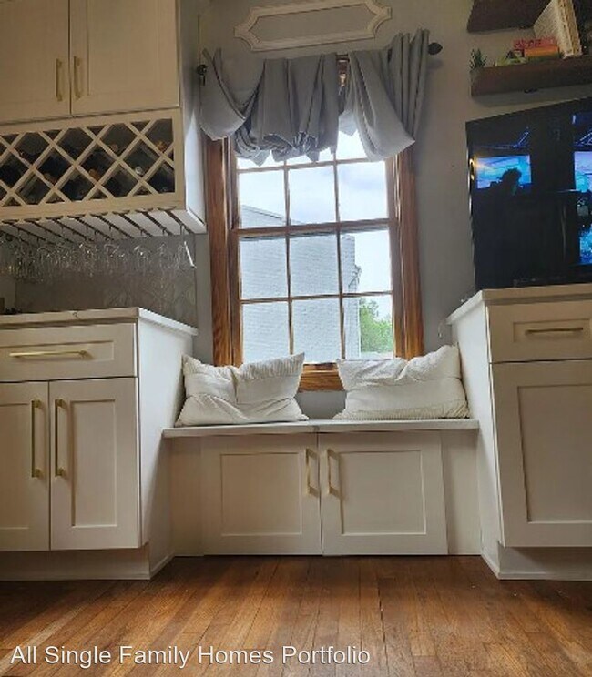 Foto del edificio - 3 br, 1 bath House - 428 Sycamore Dr.