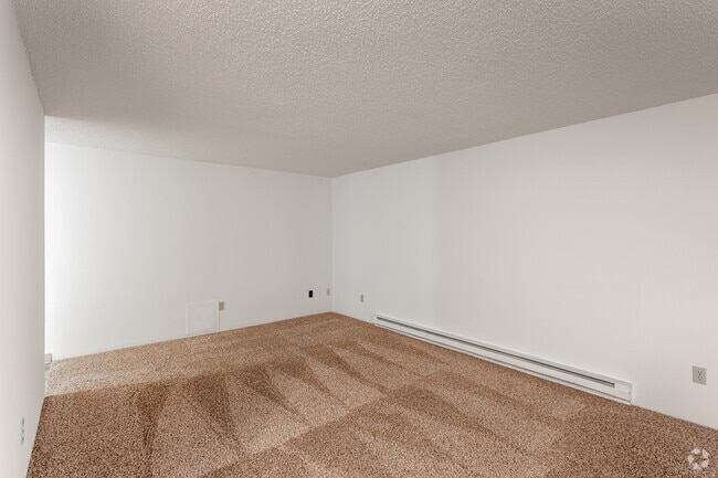 2BR, 1.5BA - 963 SF - Mayfair Court