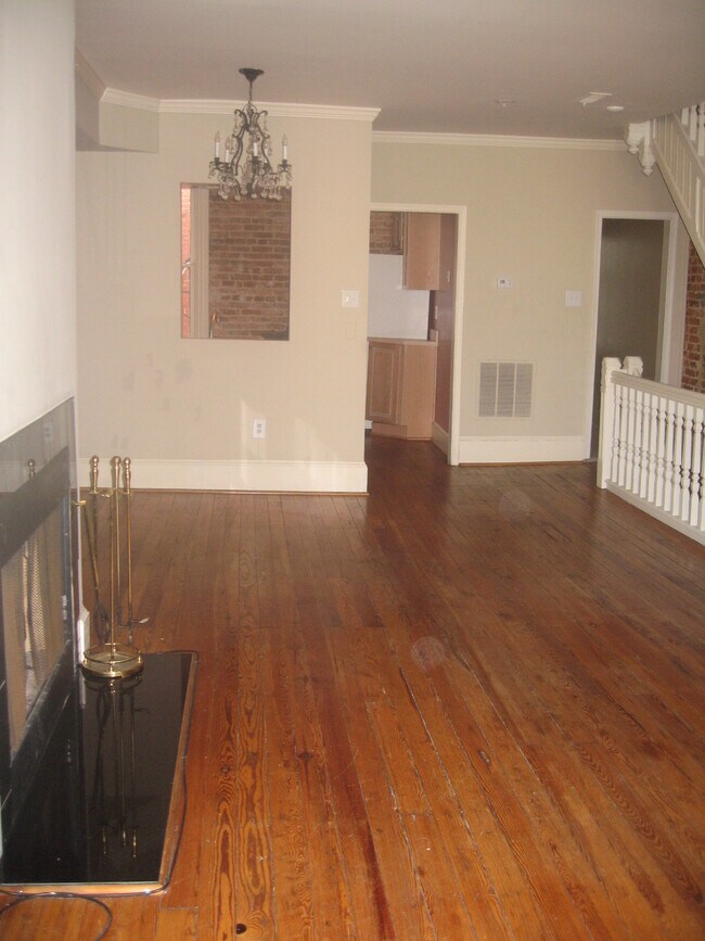Foto del edificio - 127 4th St SE