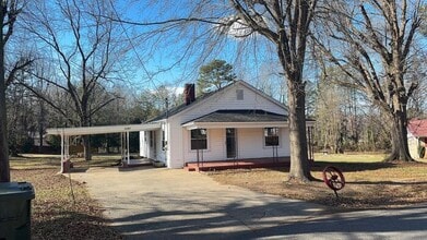 Building Photo - 5209 Dellinger Cir