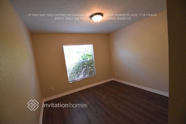 Building Photo - 155 Secluded Oak Ct