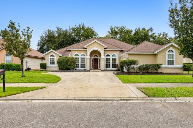 Building Photo - 14617 E Zachary Dr