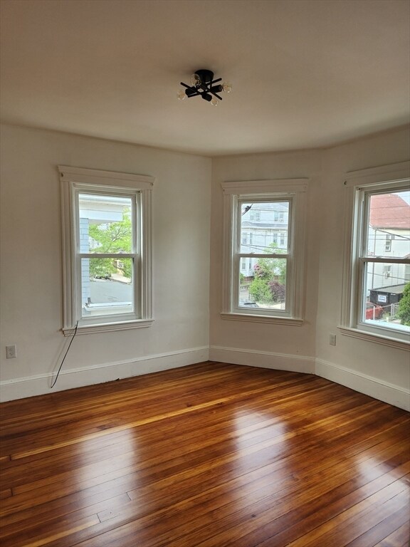 Primary Photo - 114 Hancock St