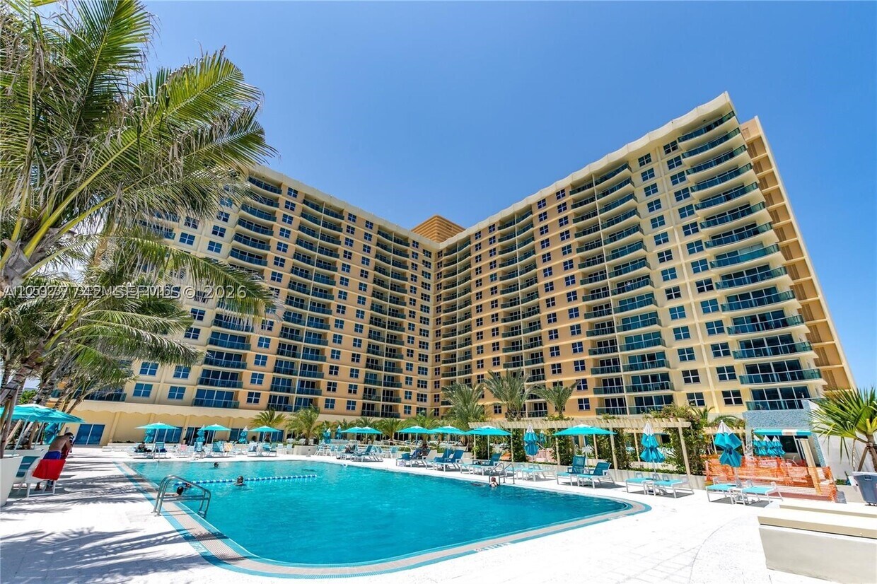 Building Photo - 2501 S Ocean Dr