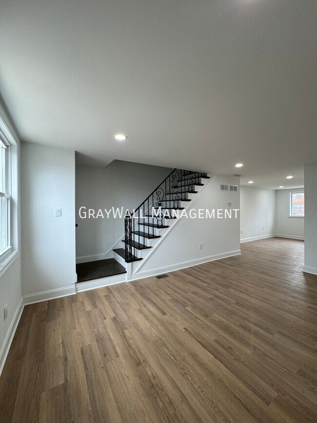 Foto del edificio - $2,150 - 3 Bedroom 2 Bathroom House | Newl...