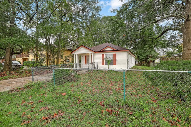 Building Photo - 3252 Rayford St