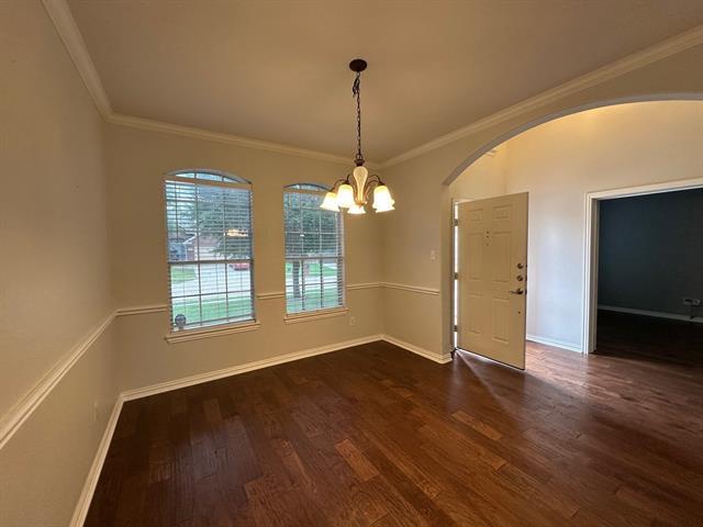 Building Photo - 404 Tarpan Trail