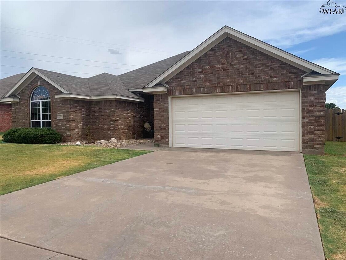 6037 Laci Ln, Wichita Falls, TX 76310 House for Rent in Wichita Falls