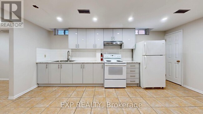 Photo du bâtiment - 93 Tall Grass Trail