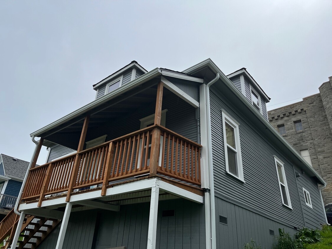 Primary Photo - 520 Boulevard