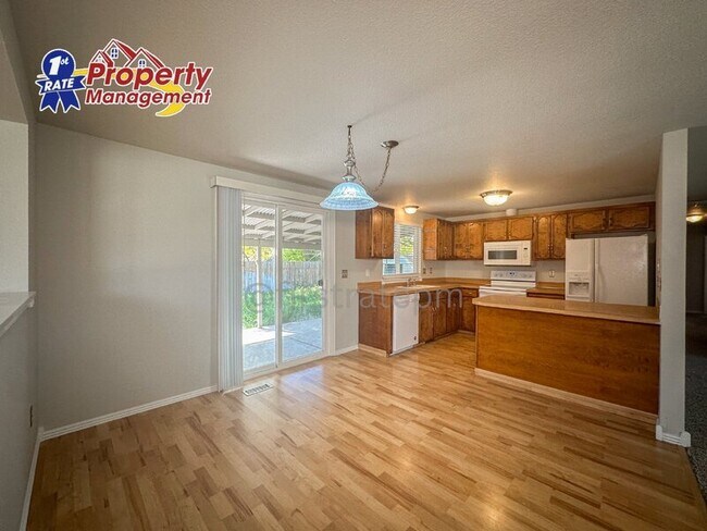 Foto del edificio - 2211 NW 11th Ave