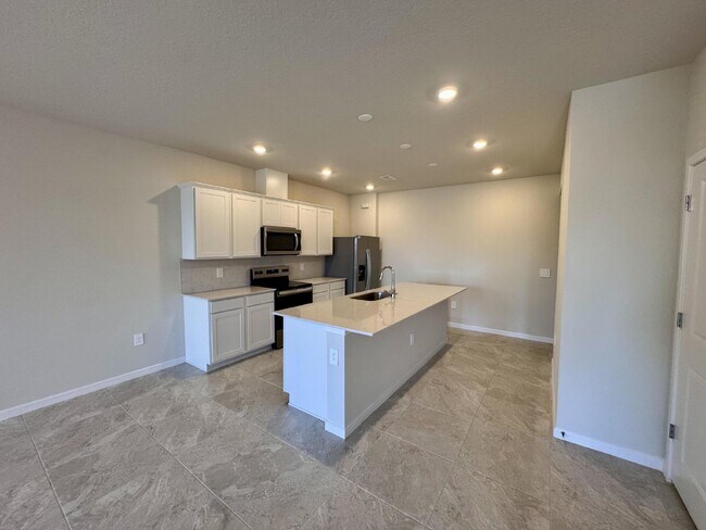 Foto del edificio - Brand New Townhome in Kissimmee, FL – $2,2...