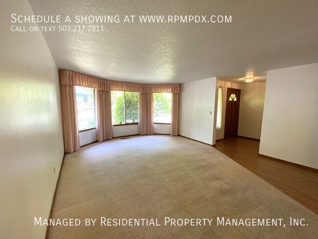 Building Photo - 7950 SW 135th Ave