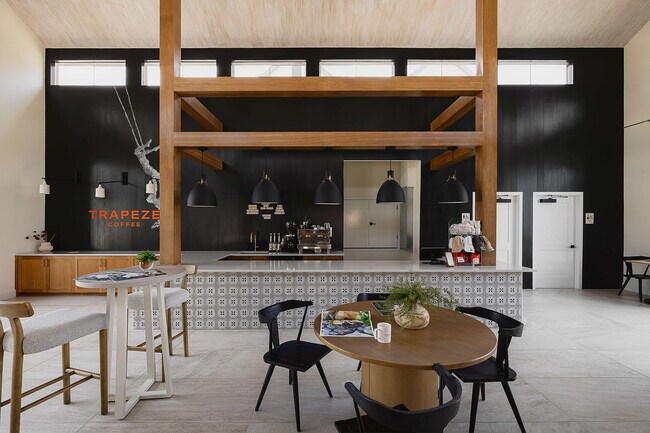 024 - Livano-Pflugerville - Livano Pflugerville