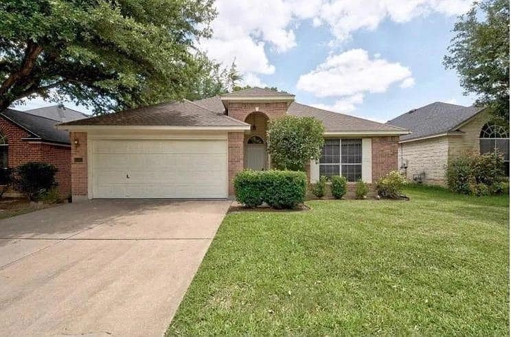 Foto principal - 15405 Quinley Dr