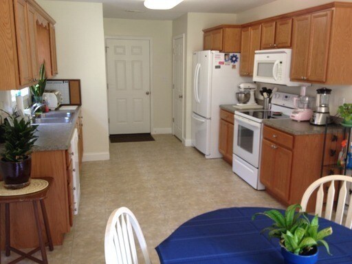 Foto del edificio - 4BR/2BA Knoxville One-level home; 10 miles from UT Hospital