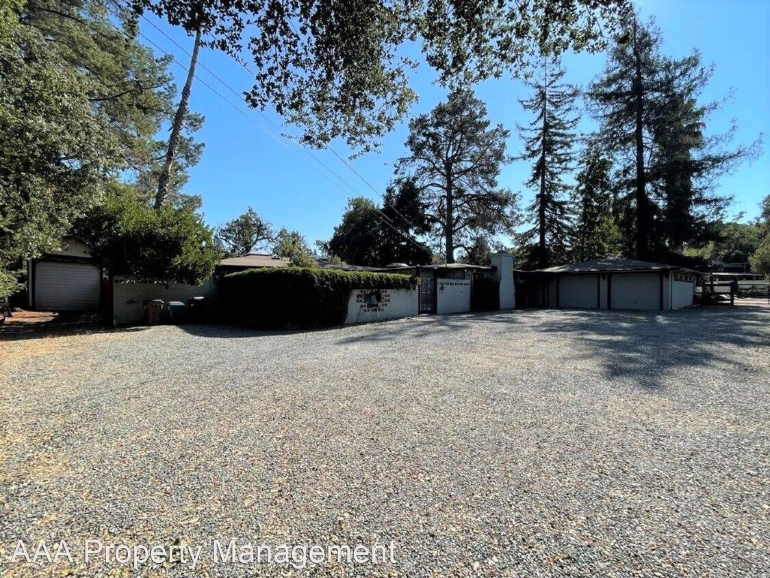 Foto principal - 3 br, 2 bath House - 2635 Reliez Valley Road