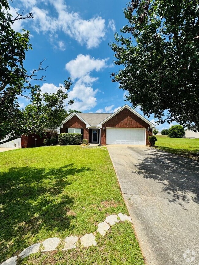 Building Photo - 3085 Achey Dr