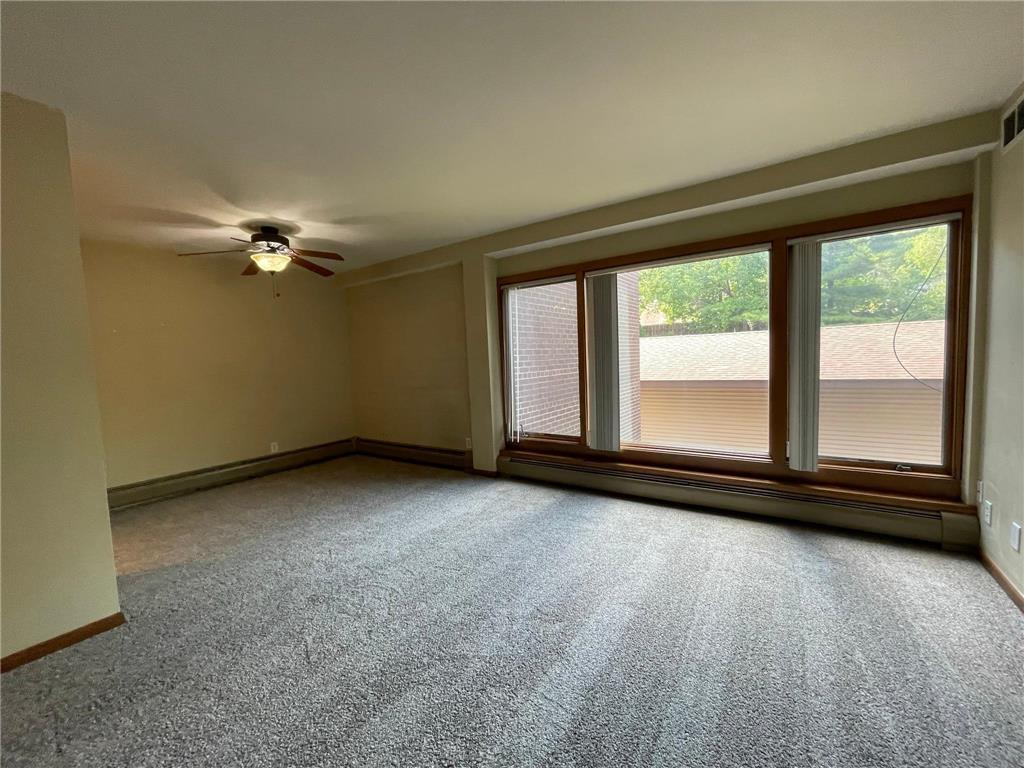 633 Robert St Unit 204, Saint Paul, MN 55107 Room for Rent in Saint