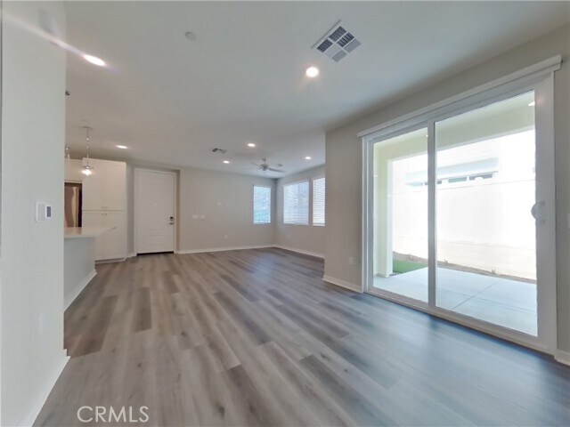 Building Photo - 28209 Dwight Dr