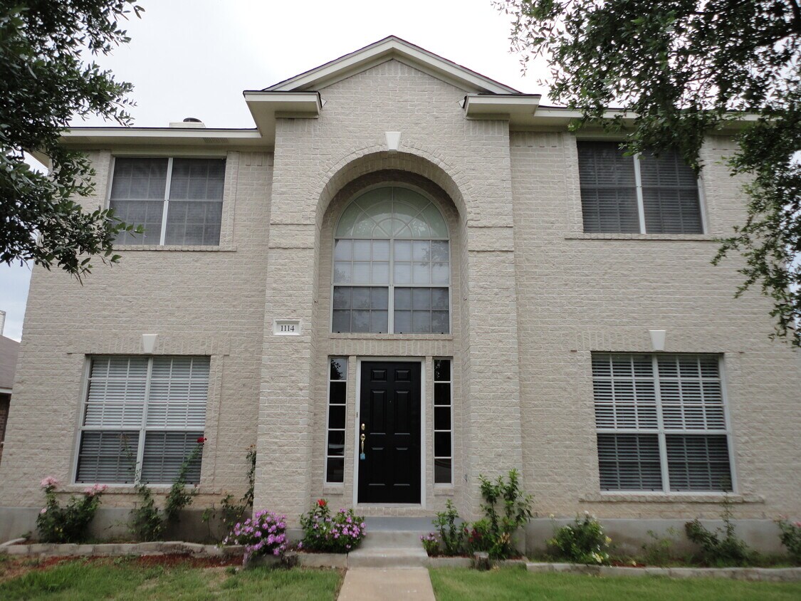 Foto principal - 1114 Black Locust Drive West
