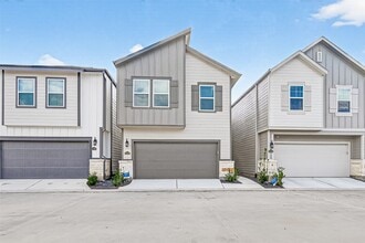 Building Photo - 17107 White Acer Wy