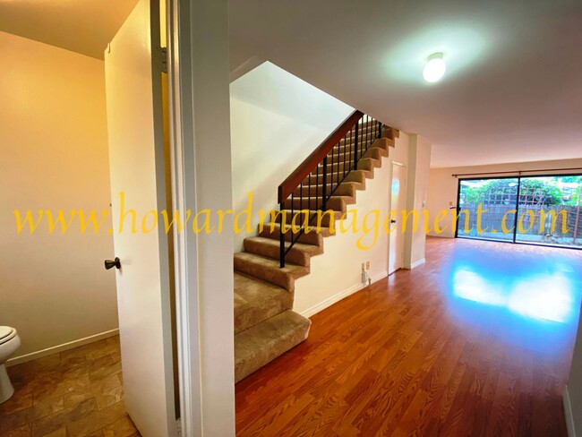 Foto del edificio - Spacious Townhouse condo with central A/C,...