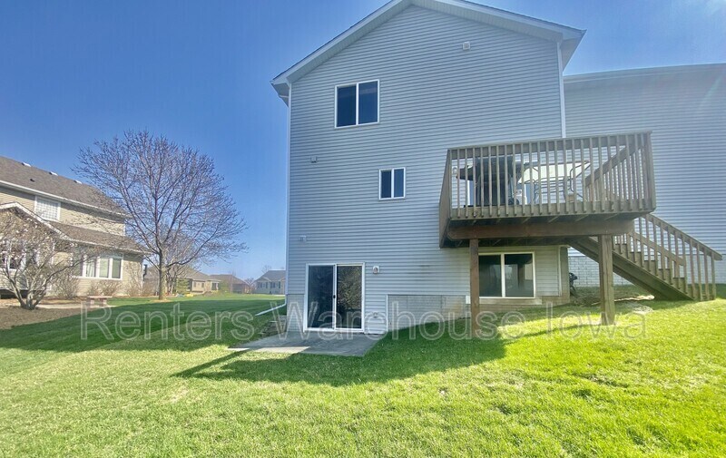 Building Photo - 4281 Westwood Dr