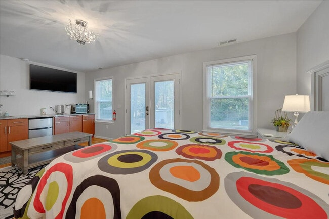 Foto del edificio - 824 Warren Ave