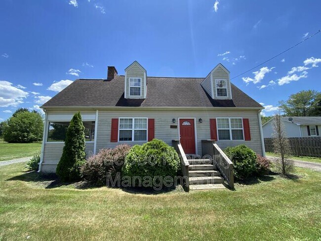 Foto del edificio - 6618 Old Plank Road