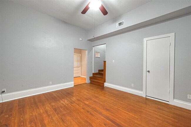 Building Photo - 111 Fargo St