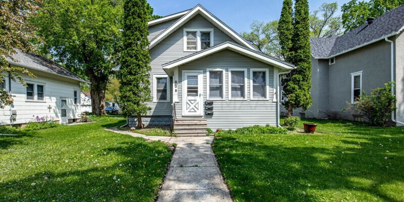 Foto principal - 805 3rd Street North