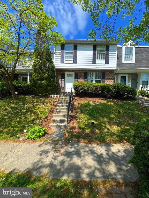 Foto del edificio - 9730 Red Clover Ct