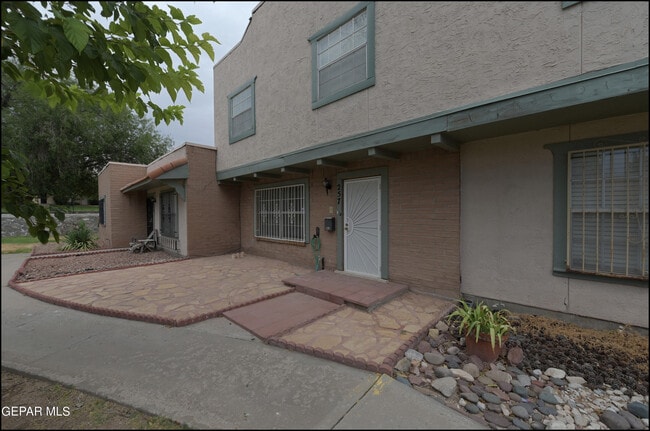 Building Photo - 257 Maricopa Dr