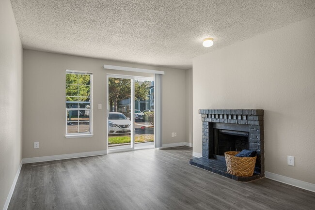 Building Photo - Terravista