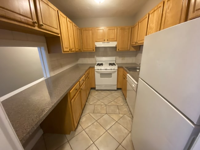 Photo - 200 Mountain Ave Apartment