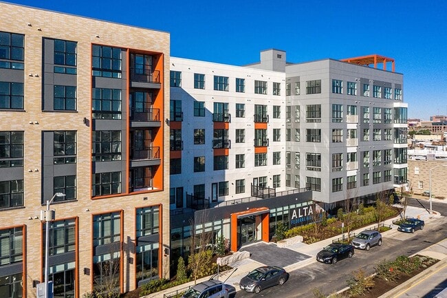 Building Photo - Alta Federal Hill