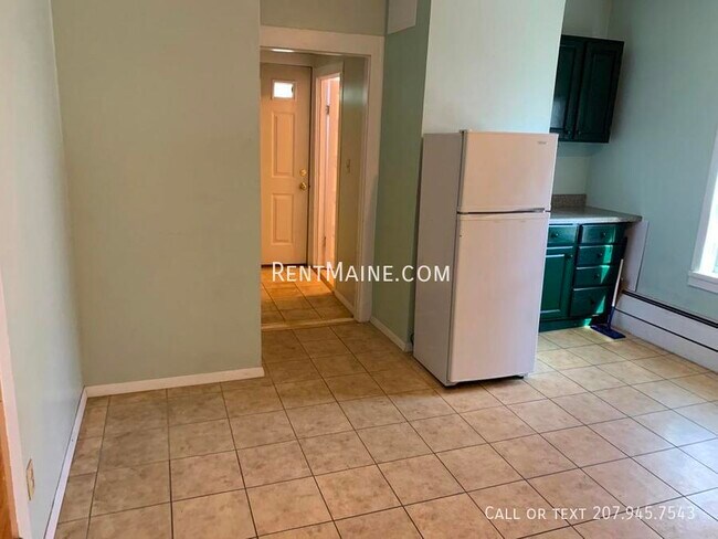 Foto del edificio - 99-101 Center St-Apt #2