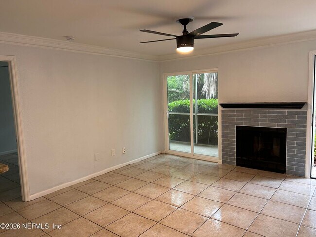 Foto del edificio - 100 Fairway Park Blvd
