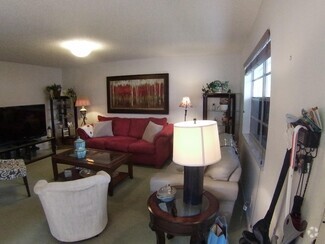 Building Photo - 571 Capri L