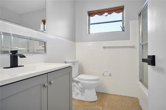 Building Photo - 3 bedroom in North Miami FL 33162