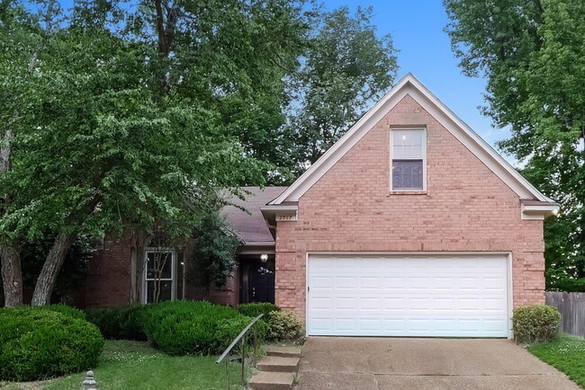 Building Photo - 2717 Twisted Oak Cove N