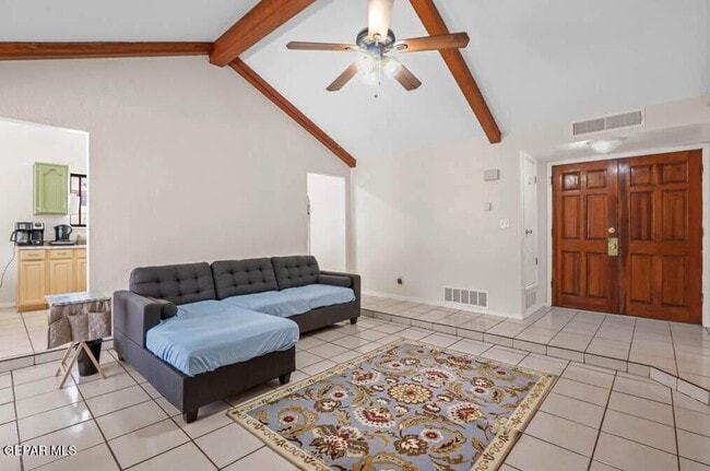 Foto del edificio - 1777 Alan Shepard Ln